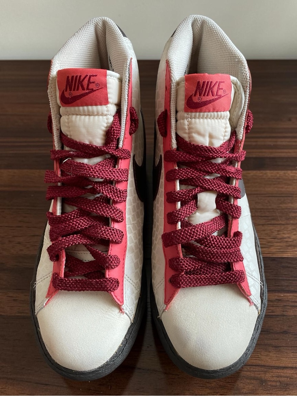Nike Blazer High Valentine's Day Vintage Collectible Sneakers - Women’s Size 8‎